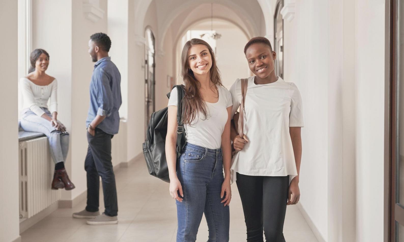 Análisis colaborativo de presentaciones presupuestarias en nuestro estudio de Madrid